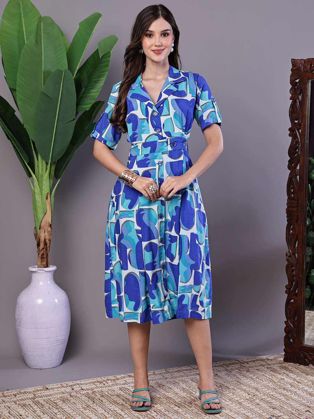 uXn8fg.jpg Women's Blue Abstract Print Cotton Shirt Dress - Image 1